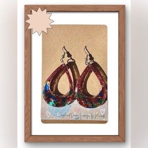 Puzzle Piece Teardrop Earrings

🌸🌟🌟Bundle Discounts Available🌟🌟🌸